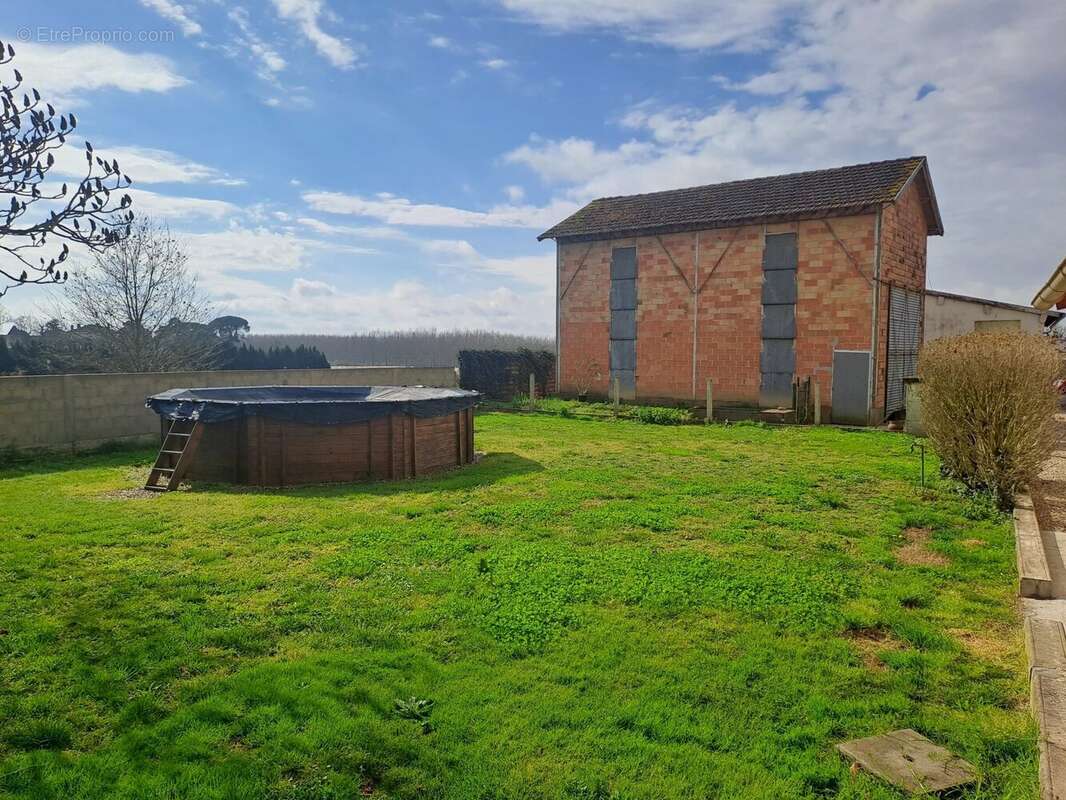 Maison à SAINTE-BAZEILLE