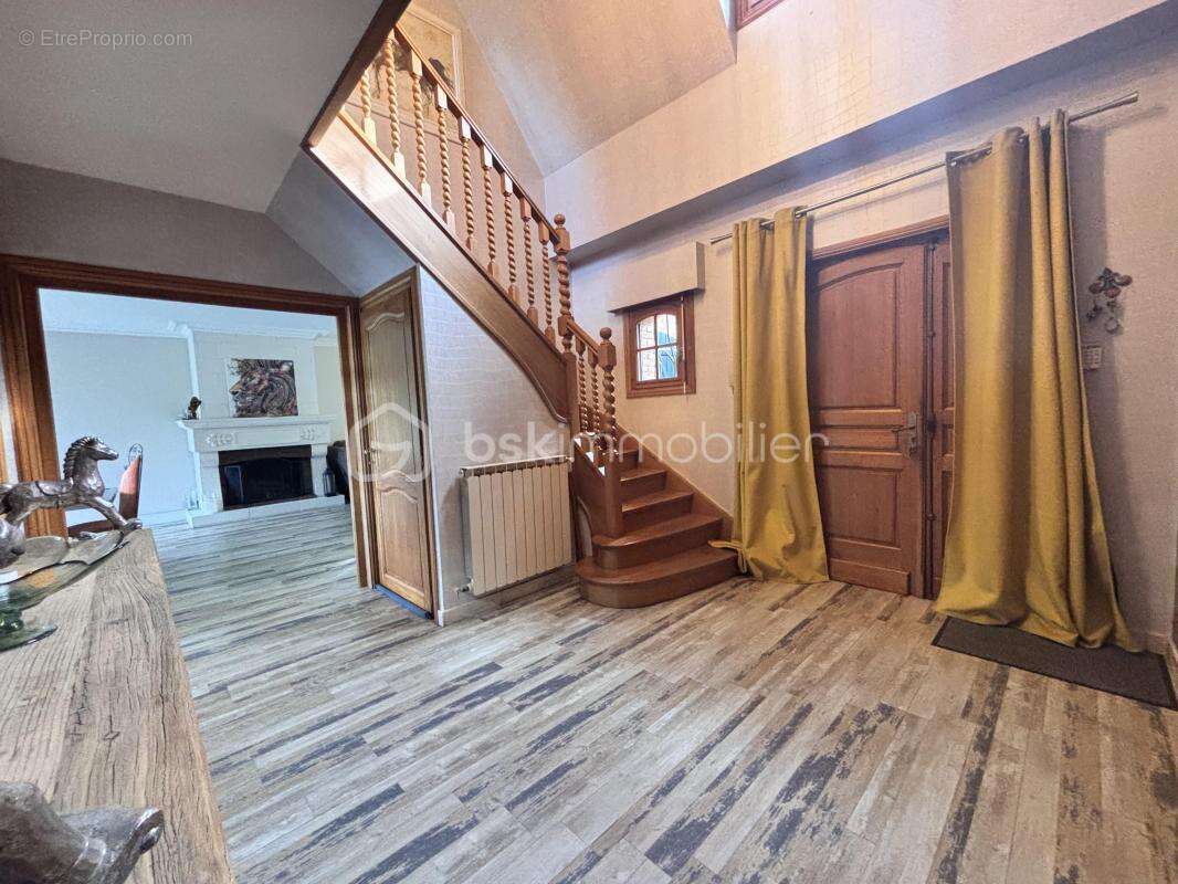 Maison à AUBRY-DU-HAINAUT