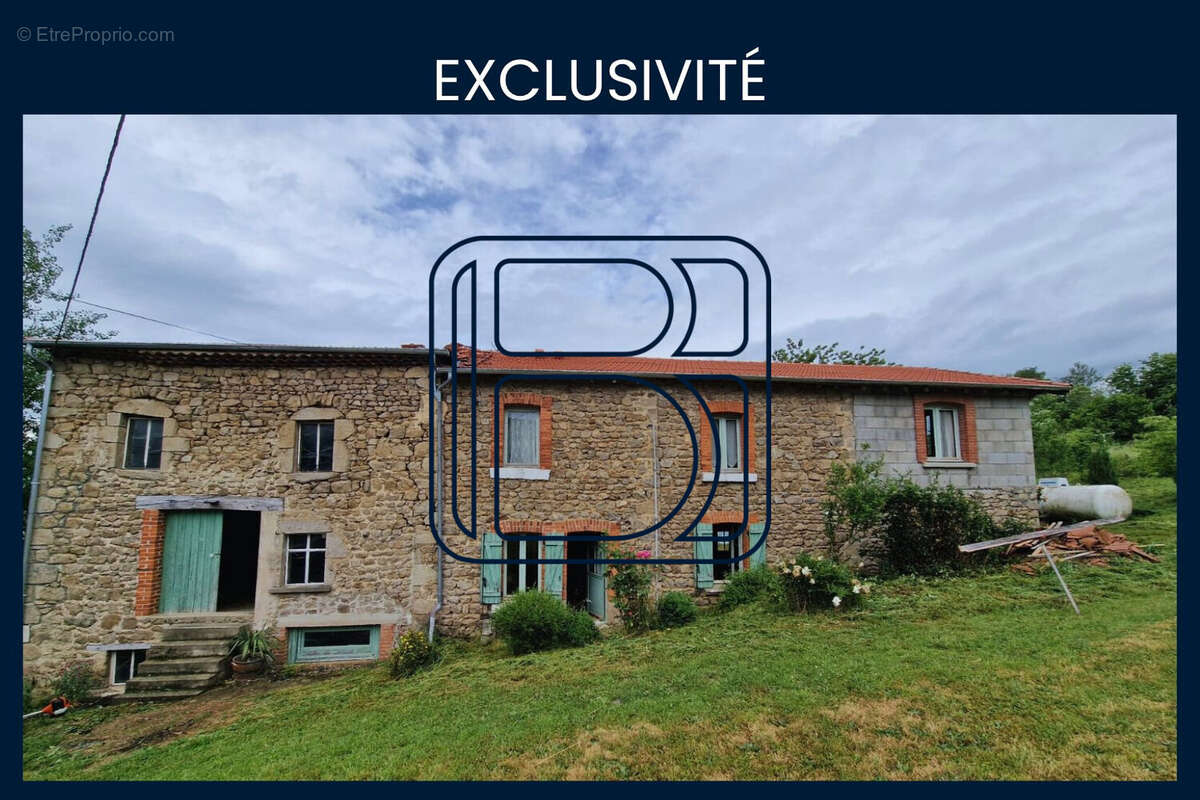Maison à CUNLHAT