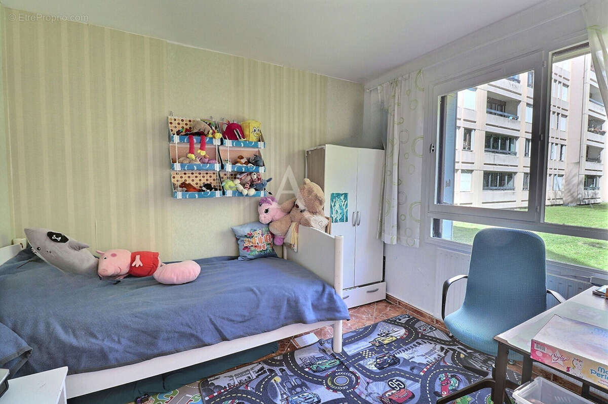 Appartement à SARTROUVILLE