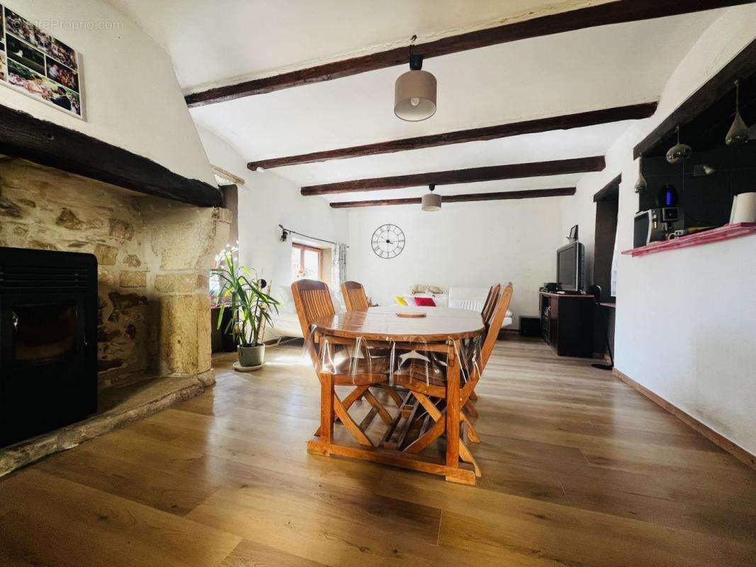 Maison à GOUDARGUES