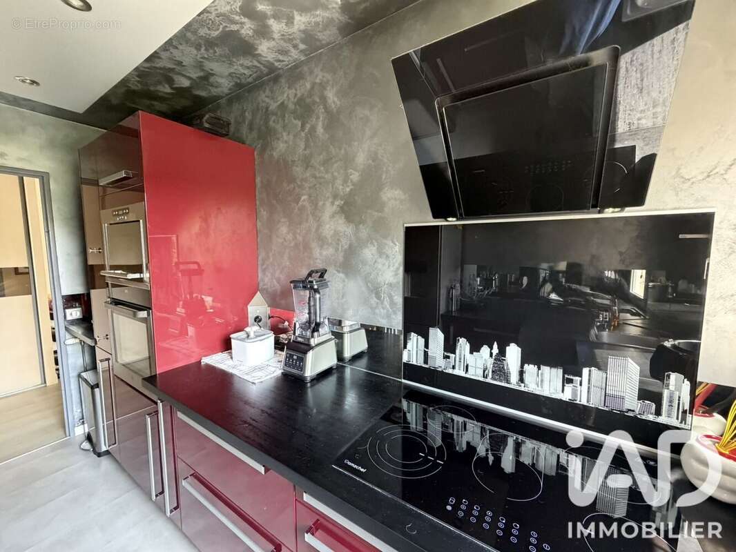Appartement 72 m² à Boissy-Saint-Leger  - photo 7
