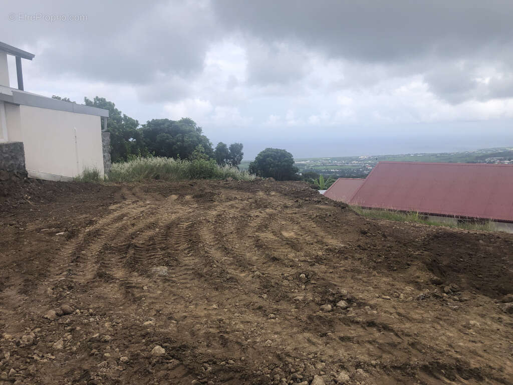 Terrain à SAINT-DENIS