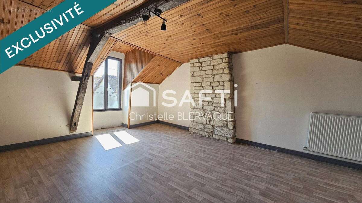 Maison 115 m² à Leugny  - photo 8