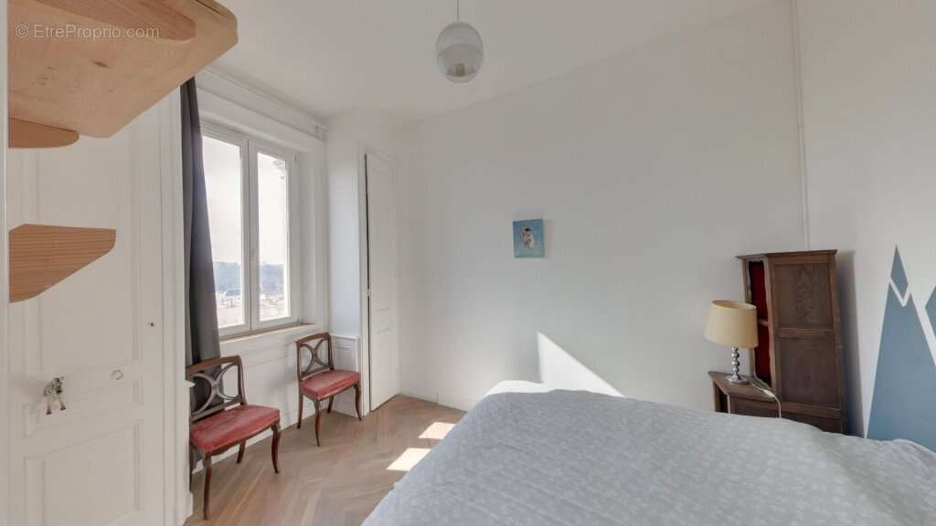 Appartement à LYON-1E