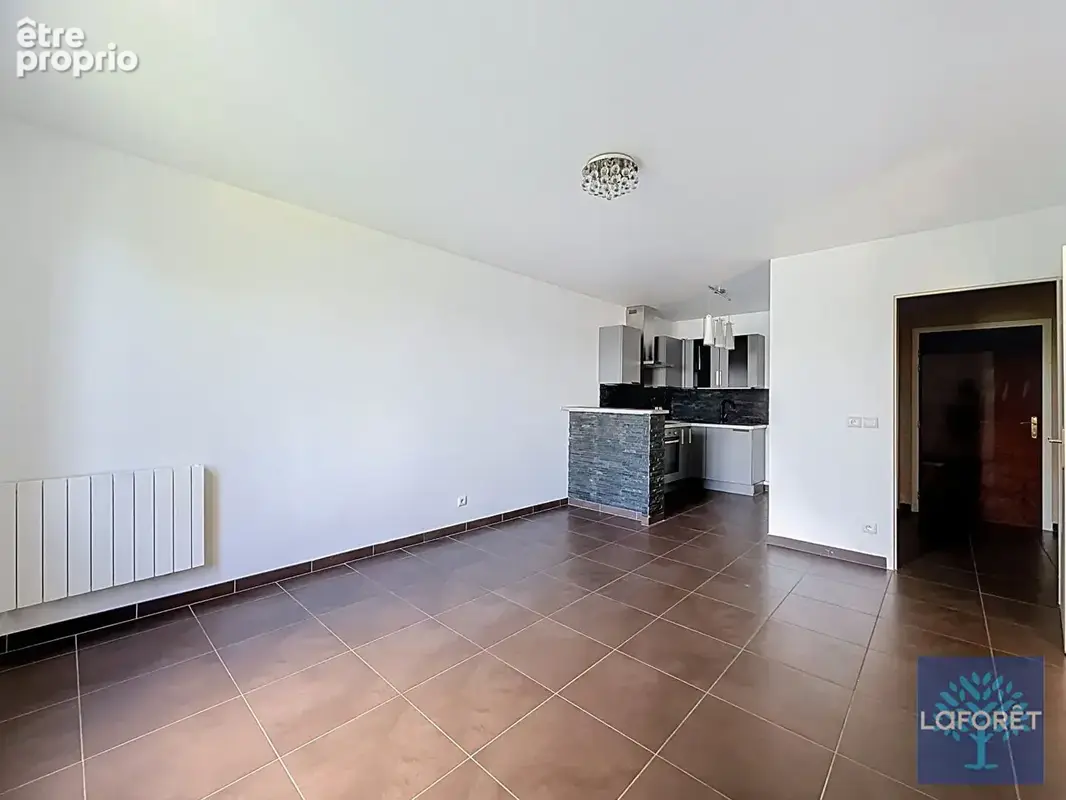 Appartement Vigneux Sur Seine 2 pièces + 3 places de parking - photo 4