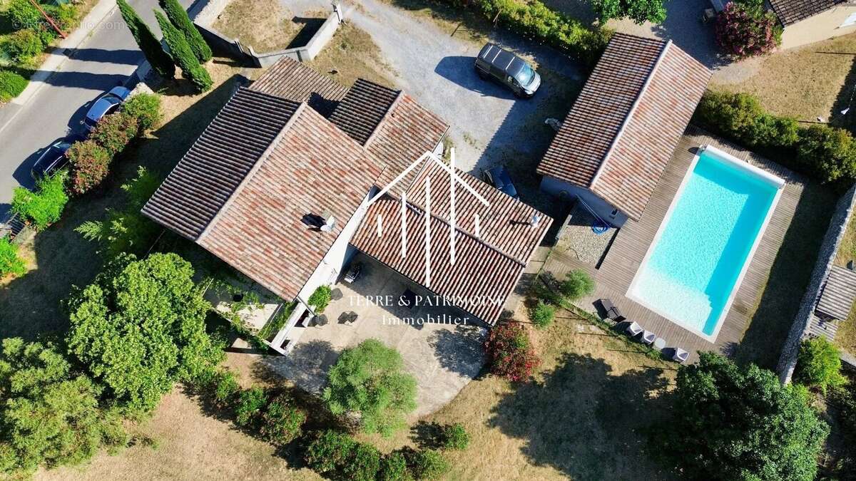 Élégante maison bourgeoise à Lanas - photo 15