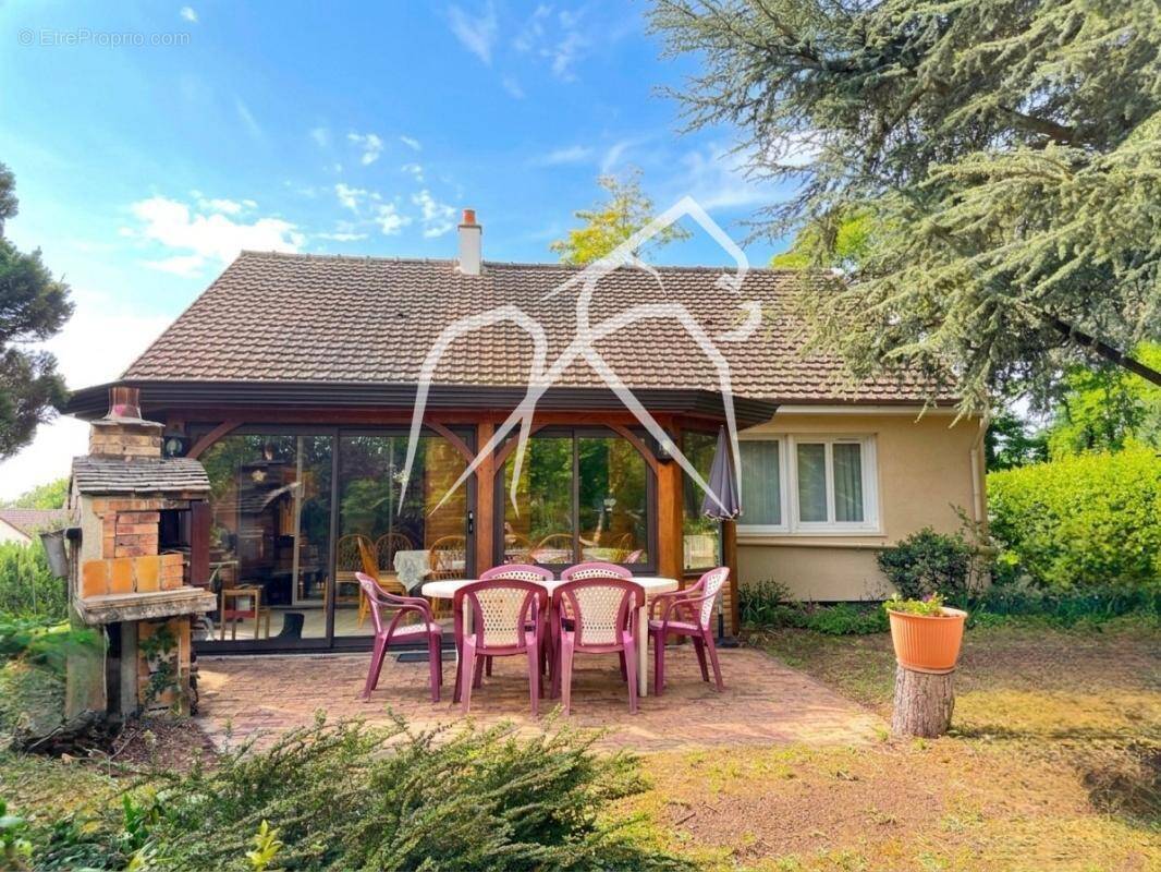 Maison à PETIT-COURONNE