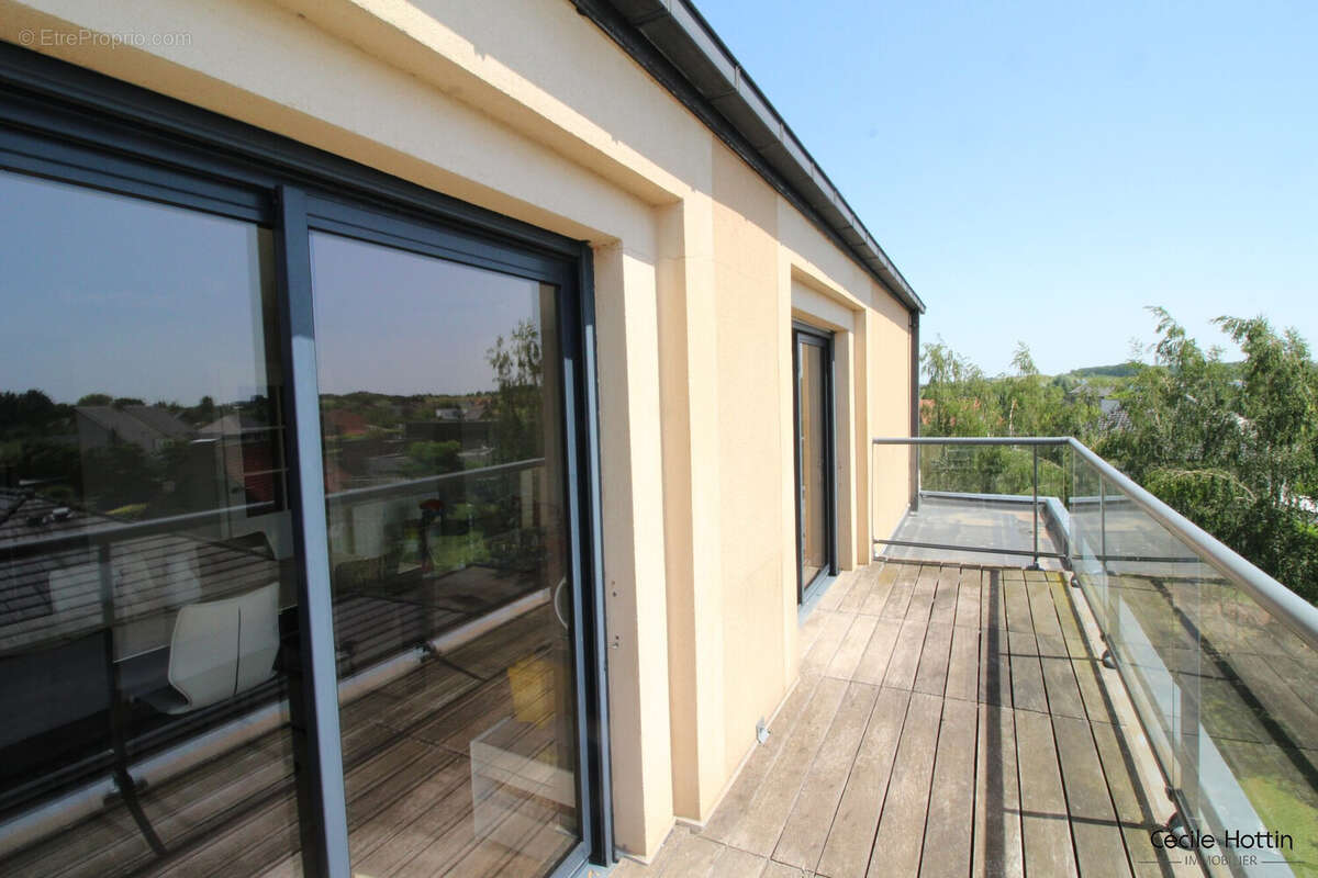 Appartement à MERIGNIES