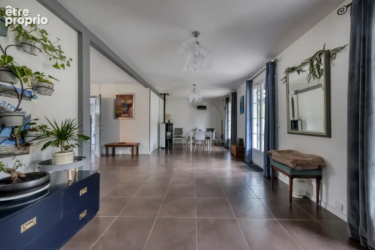 Maison familiale - 7 chambres - 217m2 - 1510m2 de terrain clos - photo 6