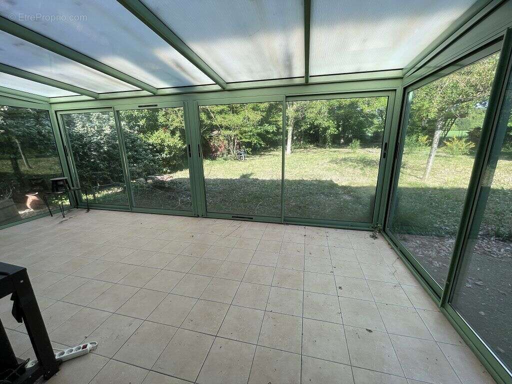 Maison - 108m ² - photo 4