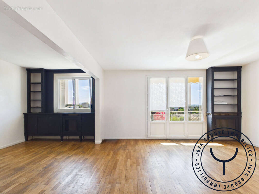 Appartement à SAINT-ANDRE-LES-VERGERS