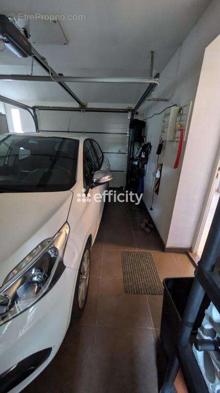 Maison à GONDECOURT