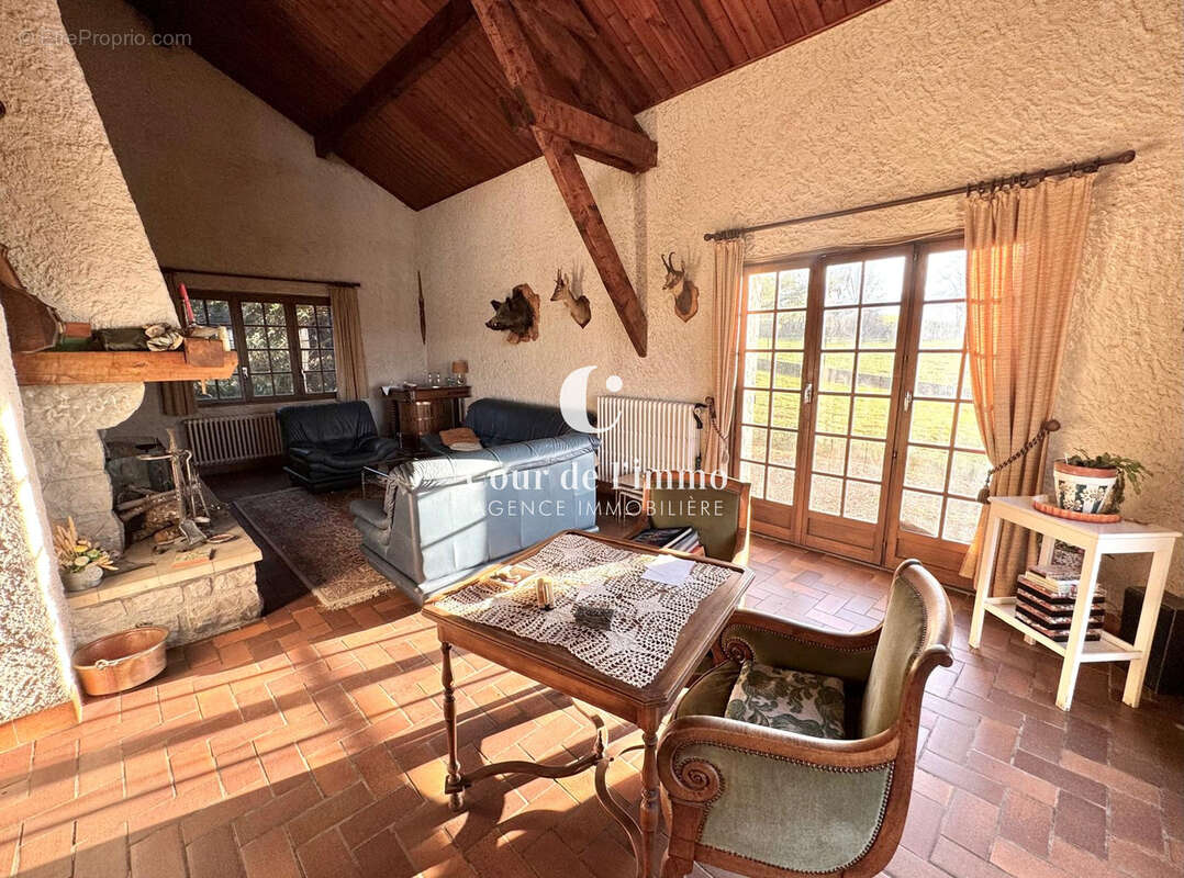 Maison à PEILLONNEX