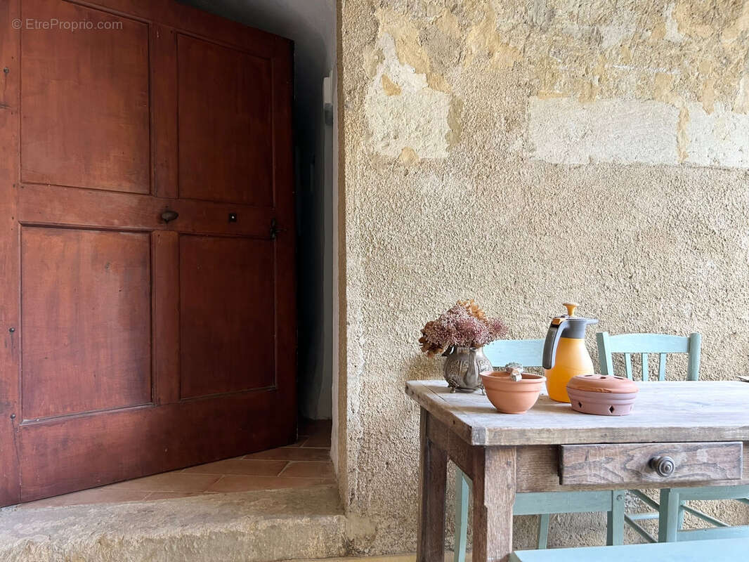 Maison à VALLIGUIERES