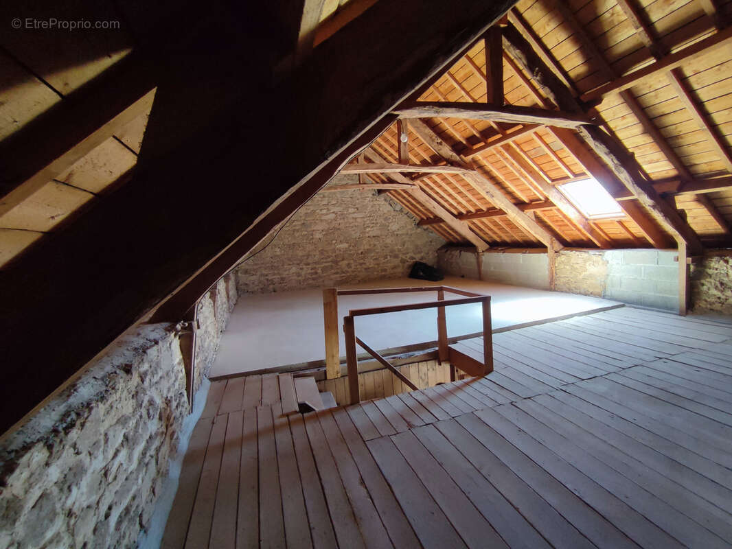 Maison à SAINT-TRIMOEL