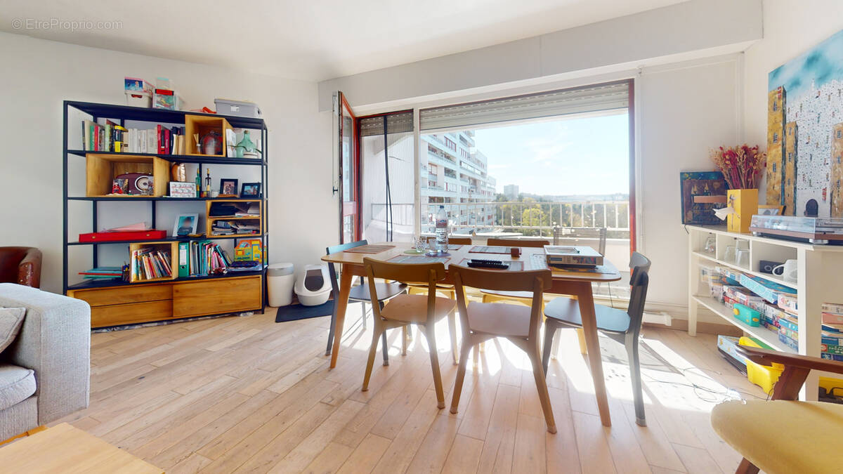 Appartement à NANTERRE