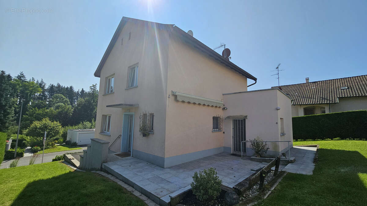 Maison à BUSCHWILLER