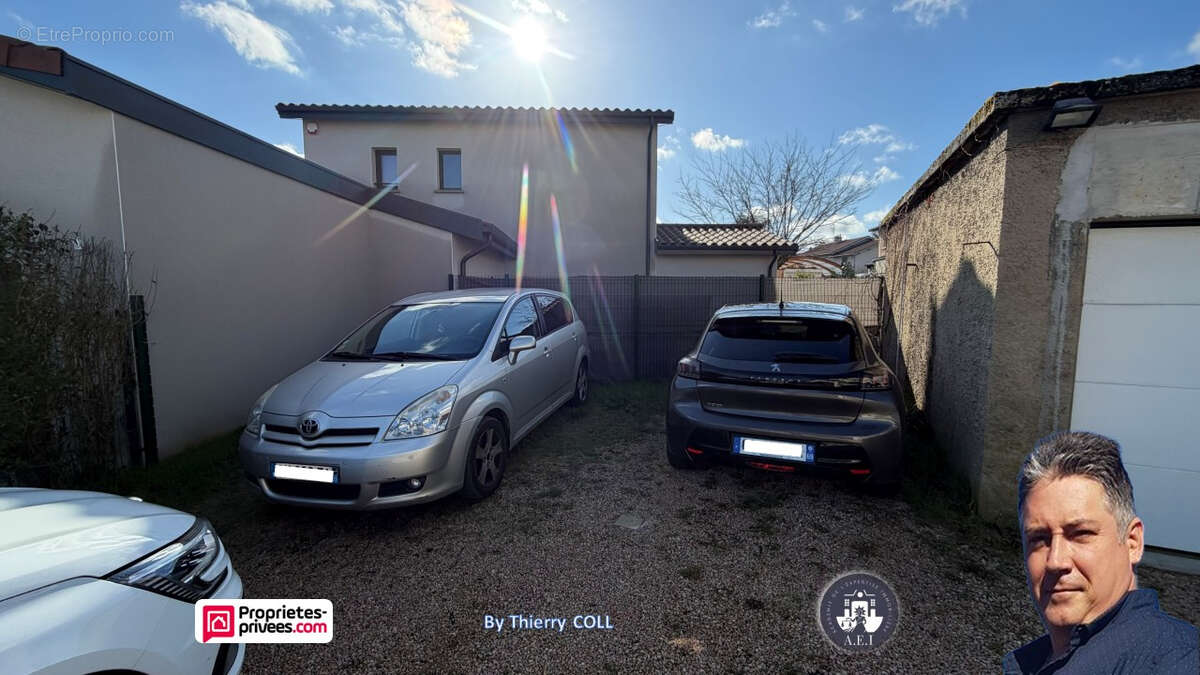 Appartement à GREZIEU-LA-VARENNE