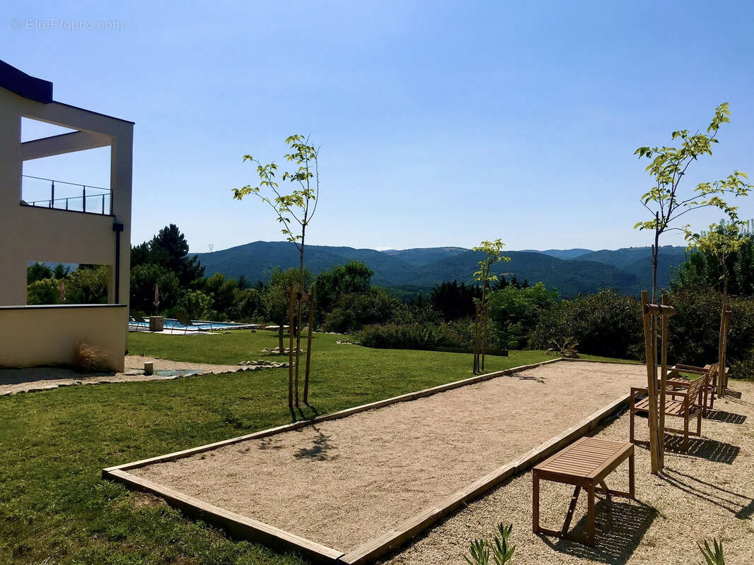 Villa contemporaine de 305 m2 à Saint-Péray - photo 26