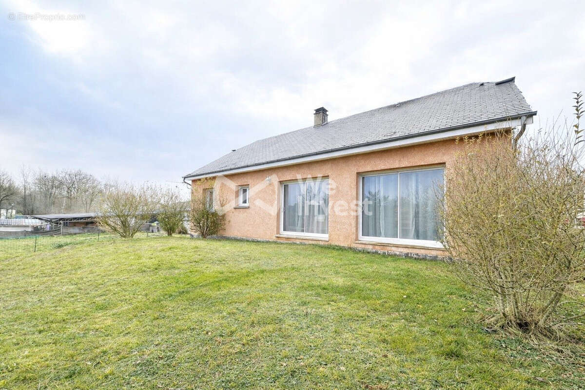 Maison à SECHEVAL