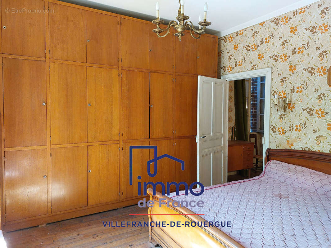 Maison de charme 185m² à rénover proche centre ville avec terrain. - photo 10