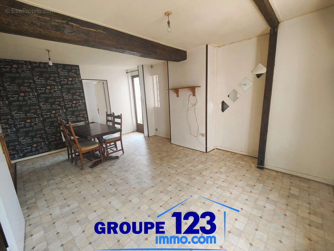 Ensemble immobilier avec 2 logements et local professionnel - photo 14