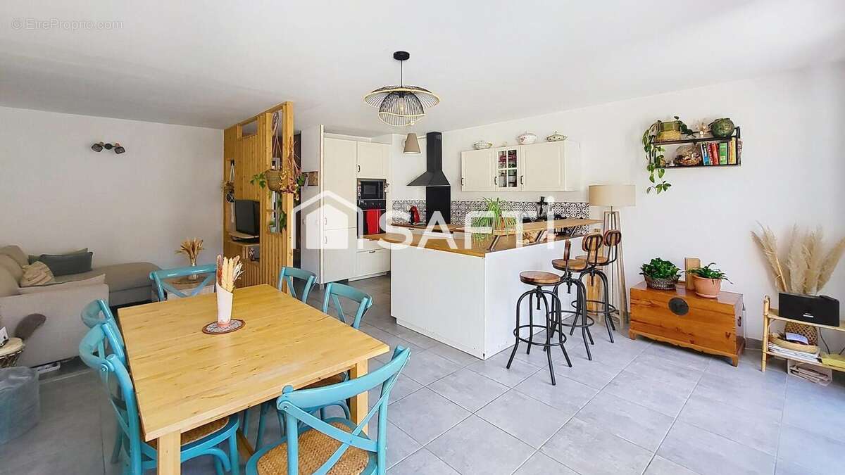 Photo 4 - Maison à SIGNES