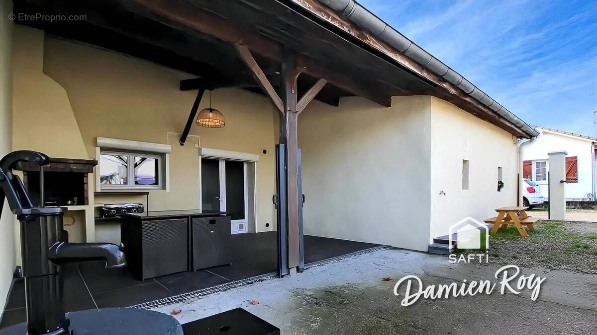 Photo 1 - Maison à ARCINS