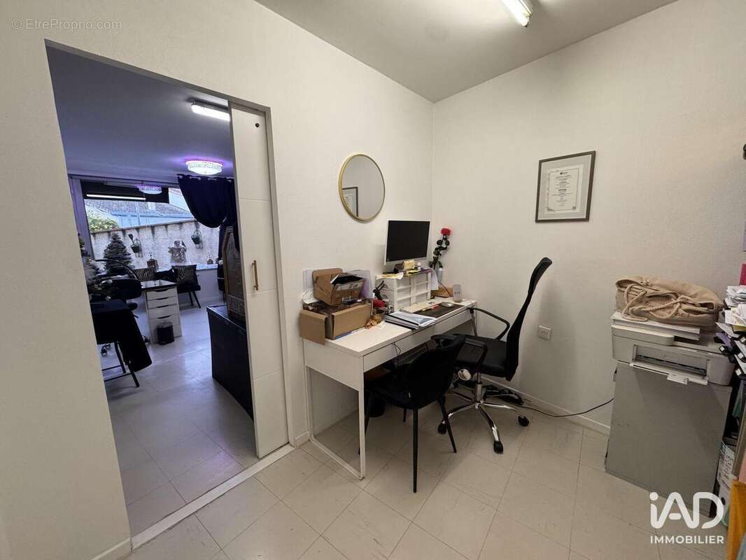 Photo 3 - Commerce à BEAUZELLE