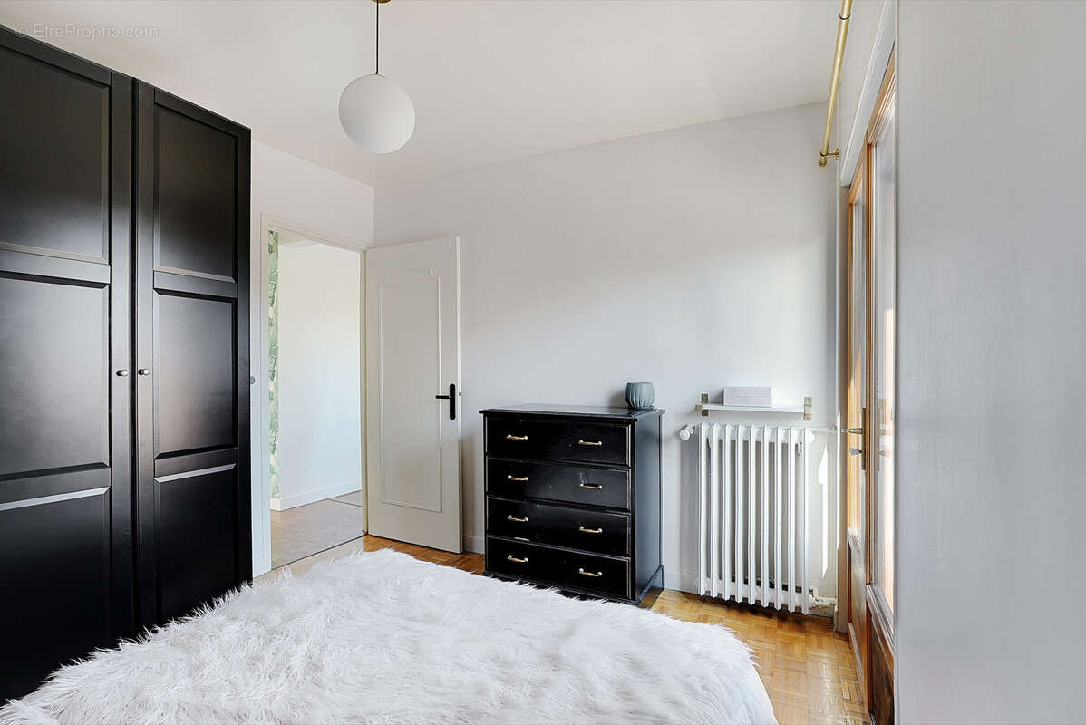 Appartement à NANTERRE