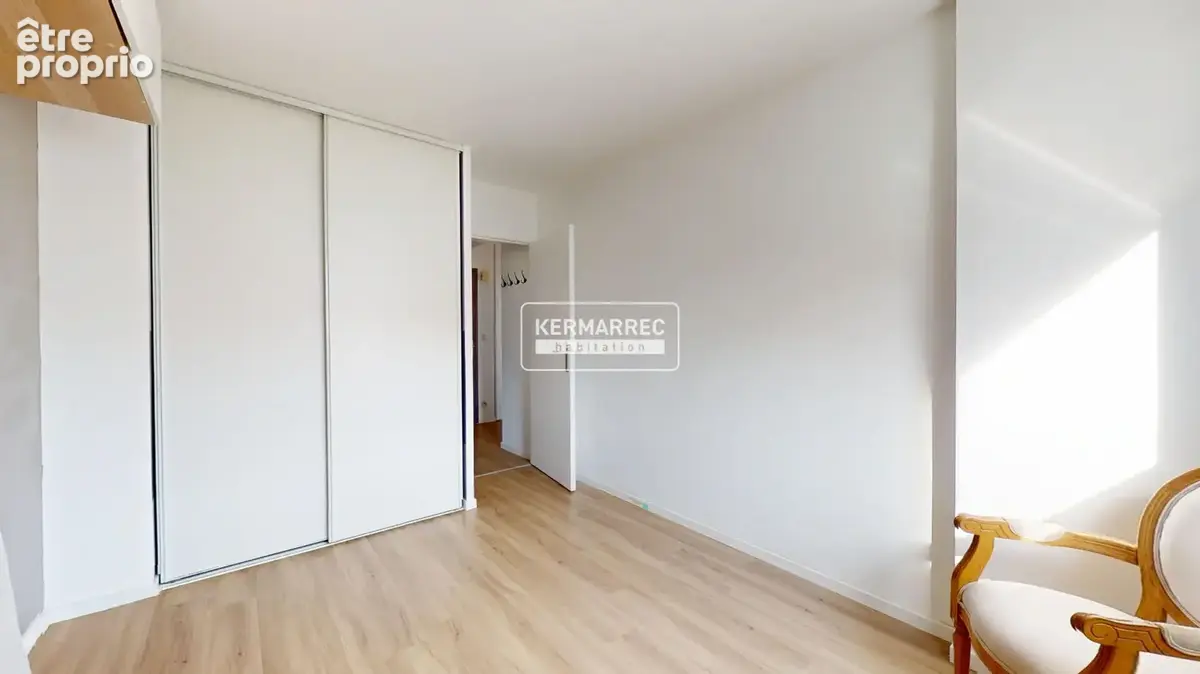NANTES - T2 avec balcon et parking en sous-sol - 47m² - photo 9