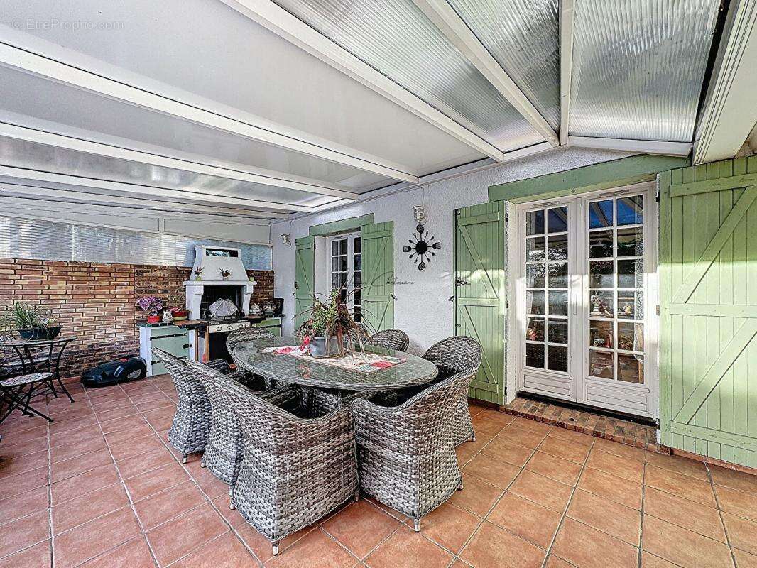 Maison à MARCOUSSIS