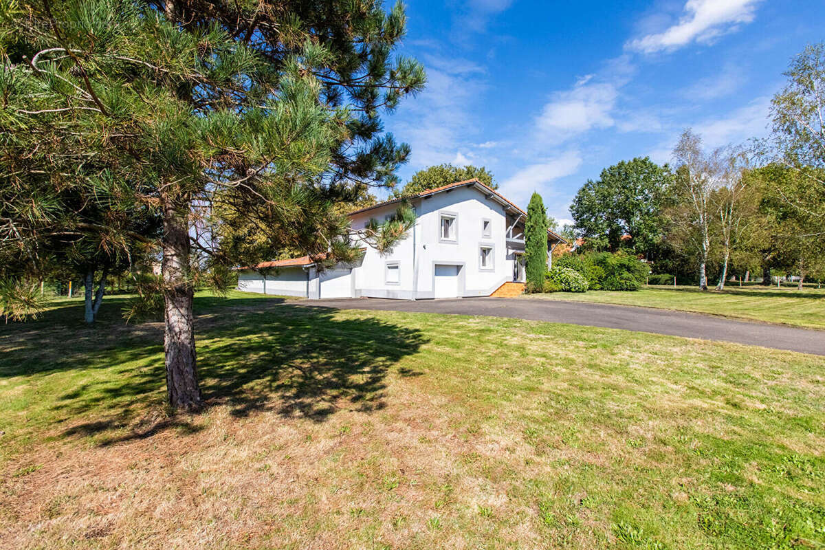 Maison à AIRE-SUR-L&#039;ADOUR