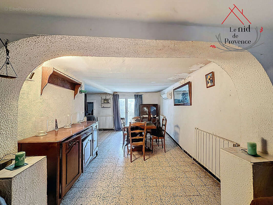 Maison à BEDARRIDES