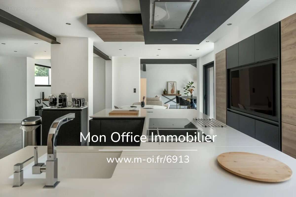 Référence : 6913-NFI - Villa 5 pièces + piscine au calme - photo 8