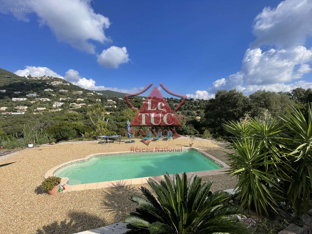 Villa 2 appartements. Piscine. - photo 9