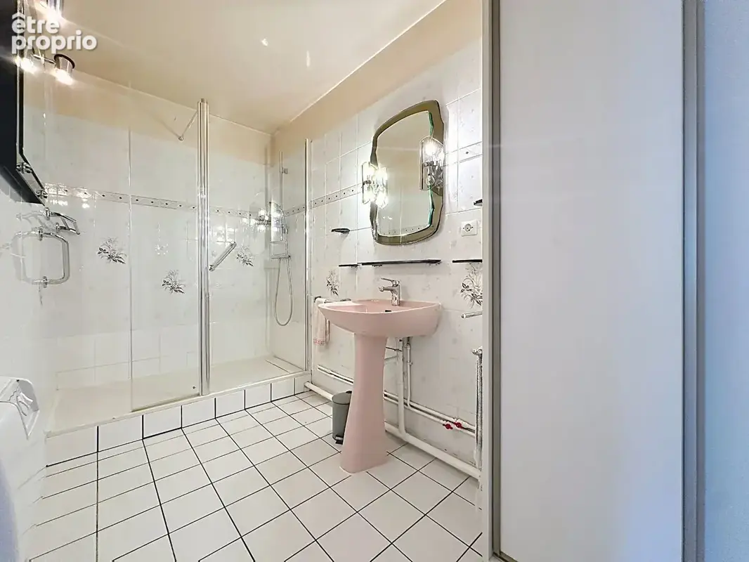 Appartement 89,68 m² à rénover WILSON - photo 10
