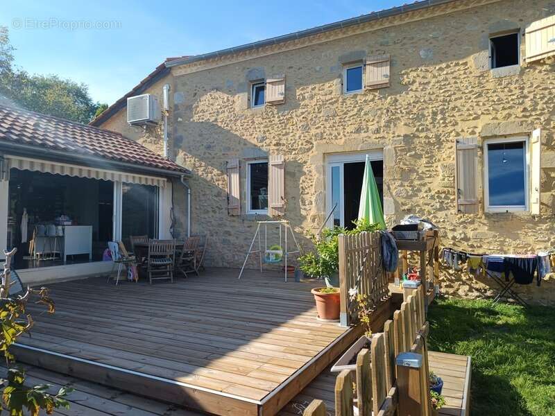 Maison à AIRE-SUR-L'ADOUR