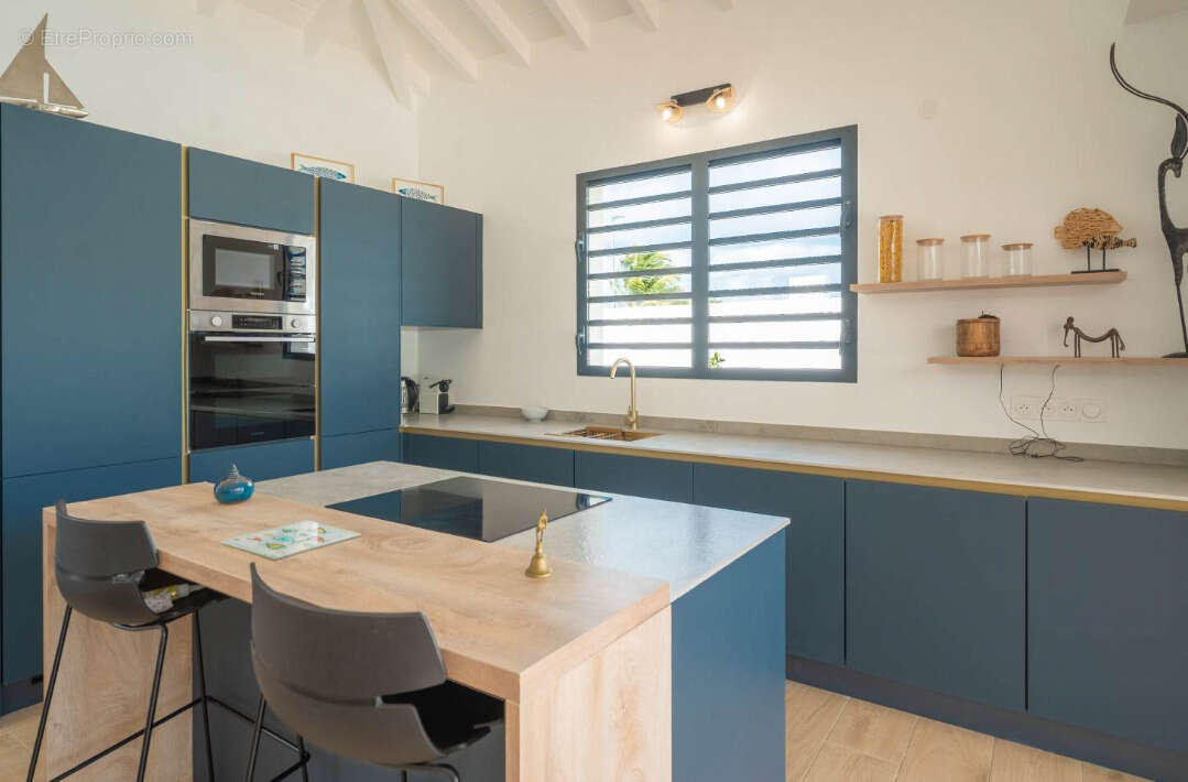 Villa d'architecte   port-louis  94 m2  piscine  meublée - photo 9