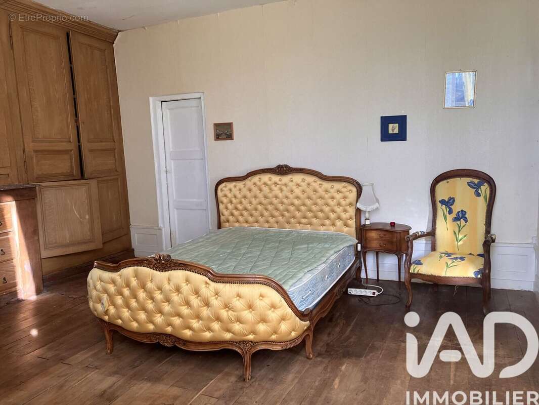 Maison 183 m² à Perols-Sur-Vezere  - photo 9