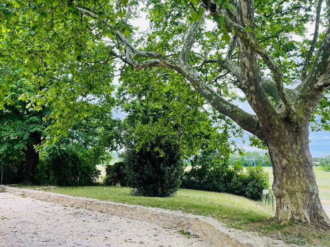 Maison à SAINT-DONAT-SUR-L&#039;HERBASSE