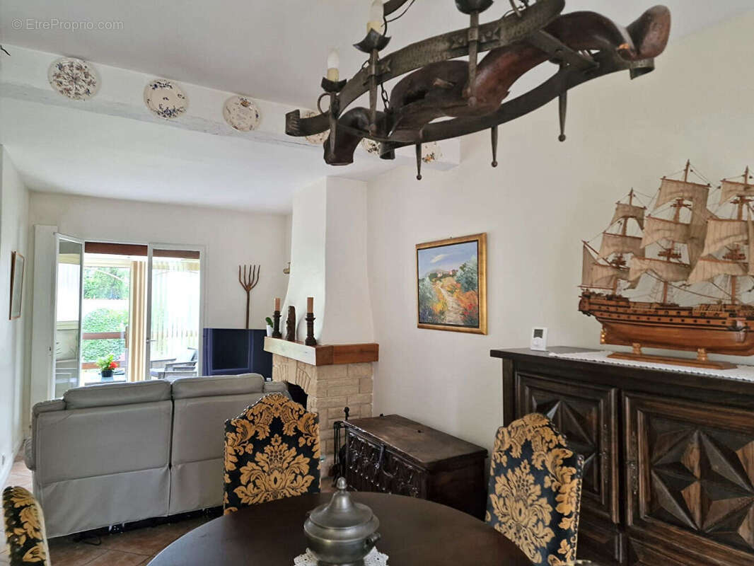 Maison à DEUIL-LA-BARRE