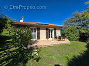 Maison à ESPALY-SAINT-MARCEL