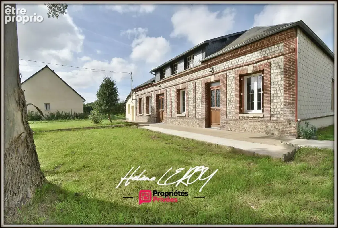 Maison composée de trois logements, à proximité de Valmont - photo 2