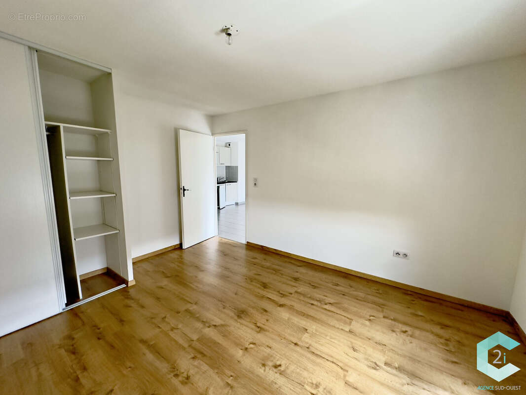 Appartement à CORNEBARRIEU