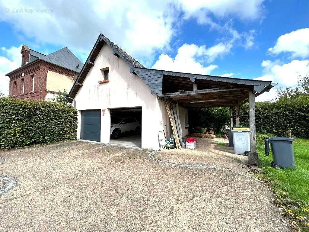 Maison à SAINT-PIERRE-DE-VARENGEVILLE