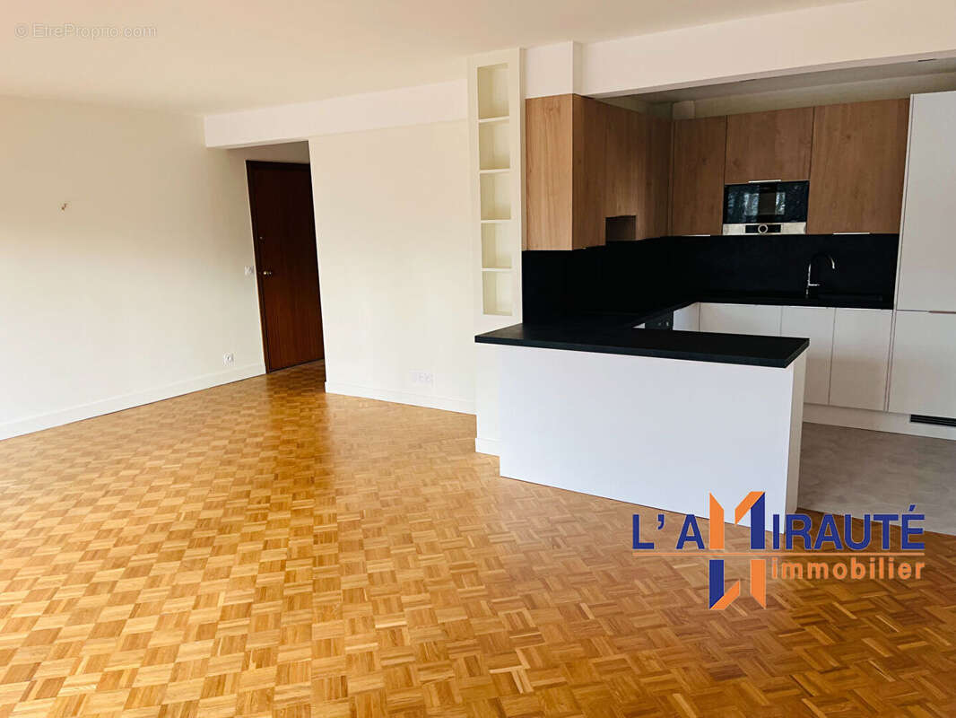 Appartement à MAISONS-LAFFITTE