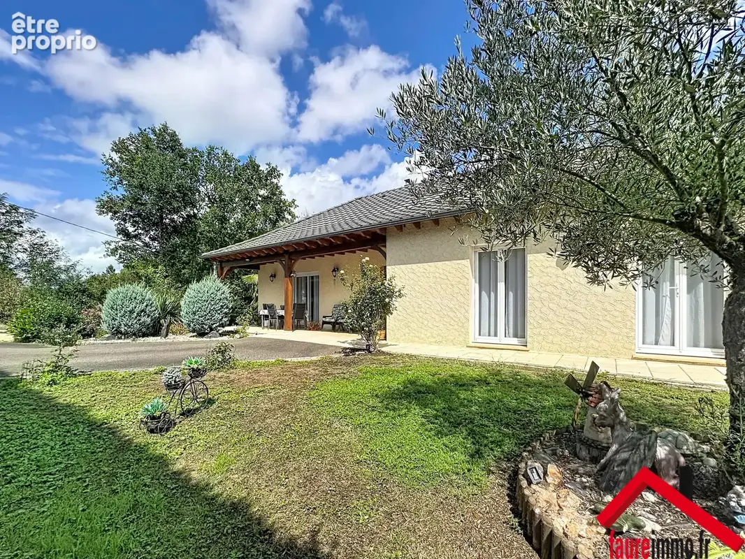 Maison à COSNAC