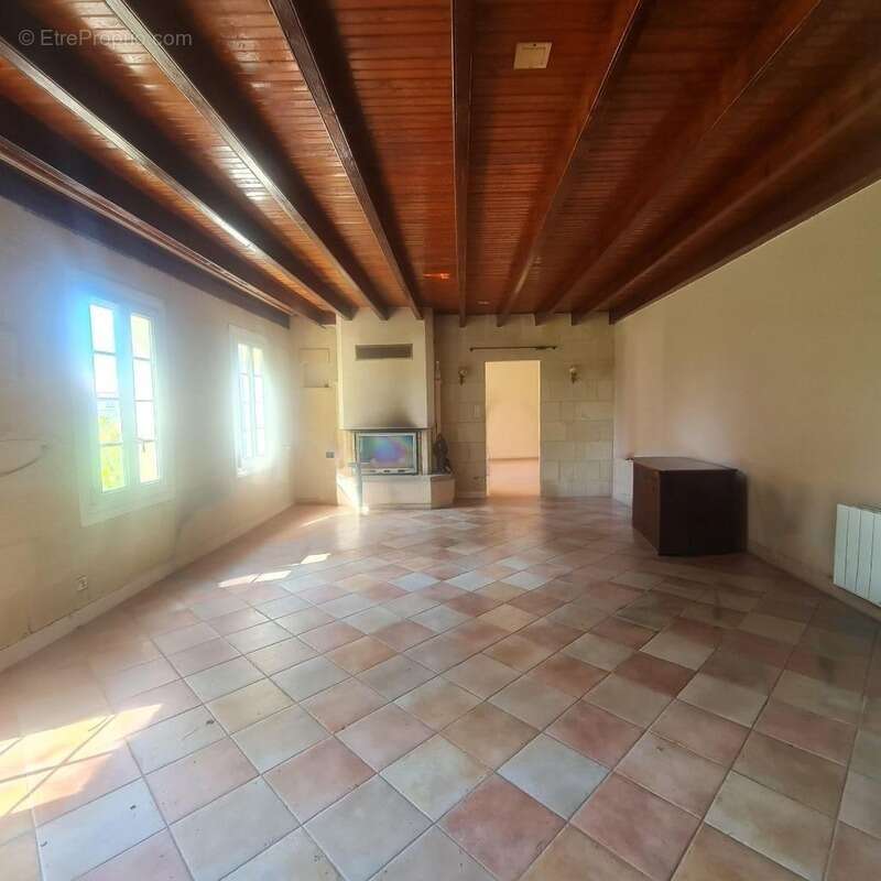 Maison à SAINT-SEURIN-SUR-L&#039;ISLE